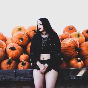 Meet your Posher, Briana